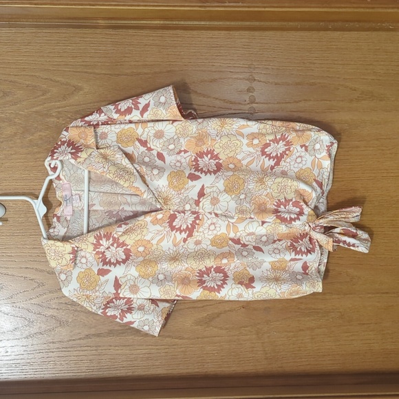 Moa Moa Floral Tie Front Top - Picture 2 of 3